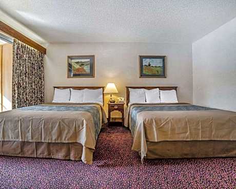 2 Queen Beds, Nonsmoking