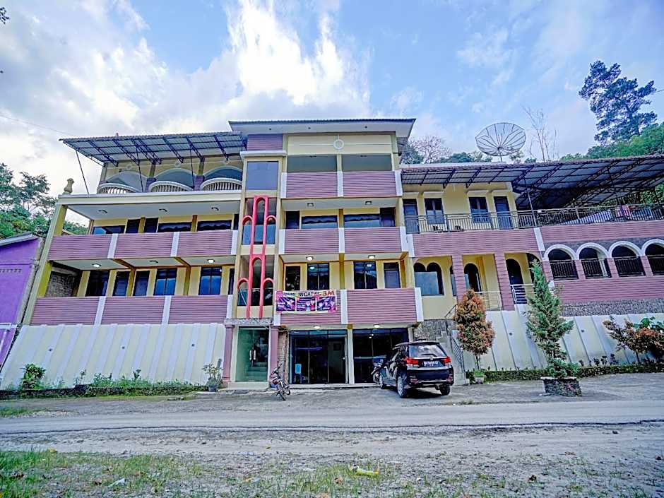 OYO 90331 Hotel Toba Shanda