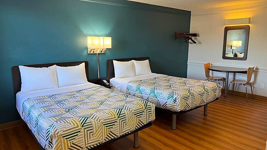 Motel 6-Beaumont, TX