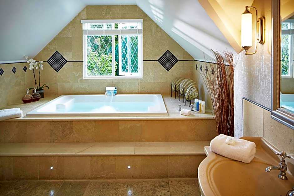 Rowhill Grange Hotel & Utopia Spa