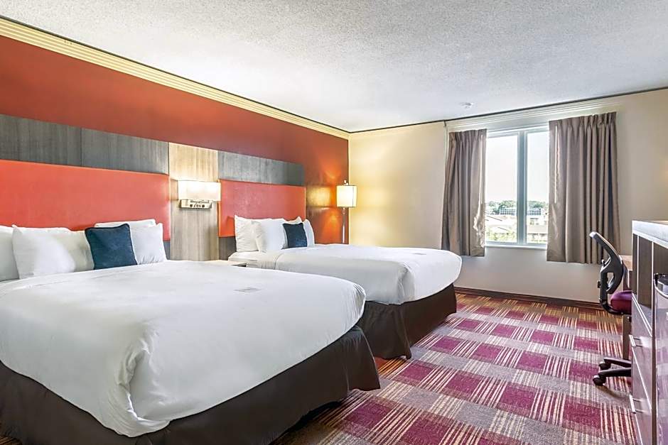 Countryside Suites Kansas City Independence I-70 East Sports Complex Hotel