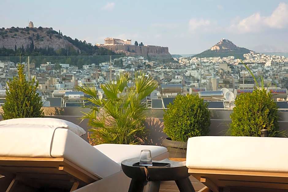 Supreme Luxury Suites by Athens Stay