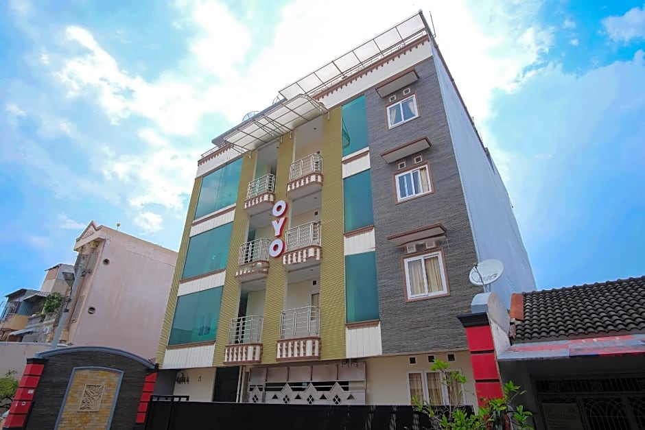 OYO 294 Andrea Residence Syariah