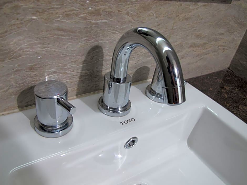 Sampit Residence Managed By Flat06