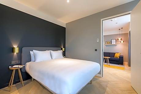 One-Bedroom King Suite with Sofa Bed