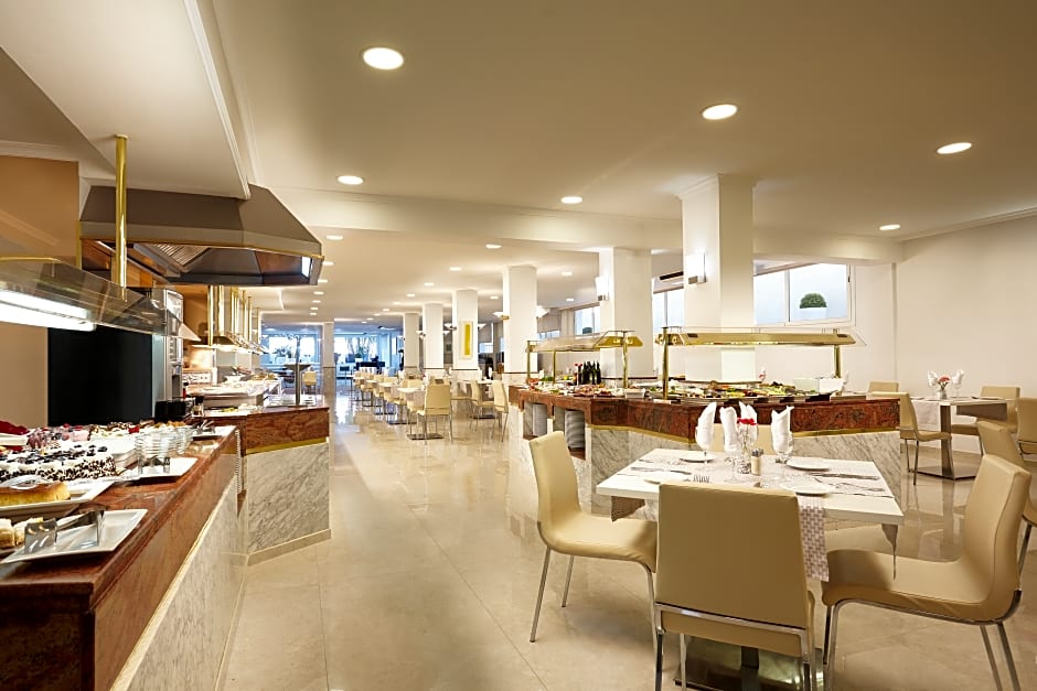 Hotel Las Arenas Affiliated by Meliá