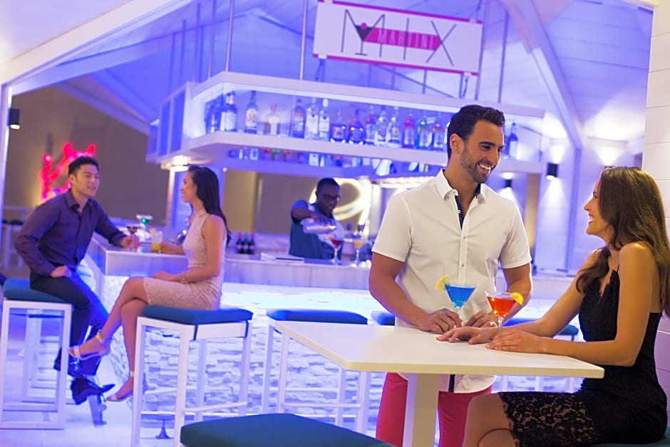 Royalton Blue Waters Autograph All-Inclusive Resor