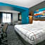 La Quinta Inn & Suites by Wyndham Jacksonville TX