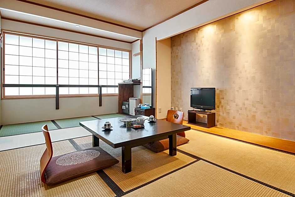 京都駅前ひふみ旅館（HifumiRyokan Kyoto station)