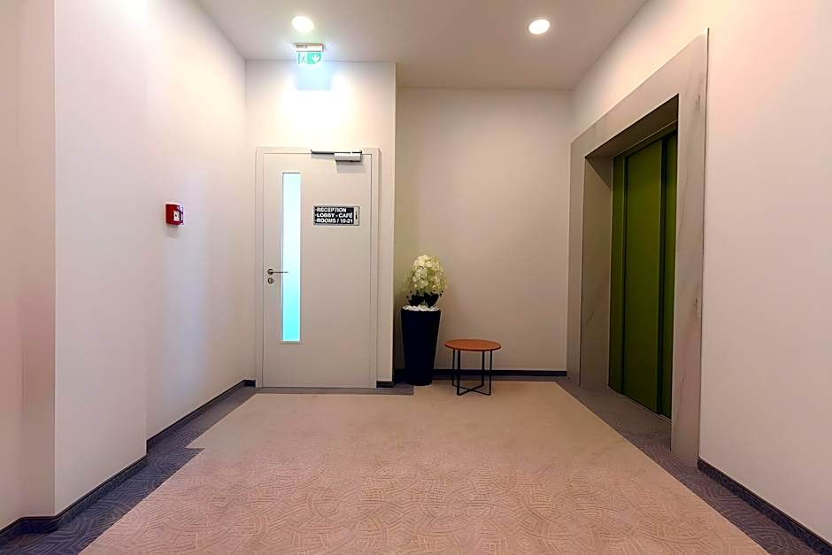 M-Pire Hotel