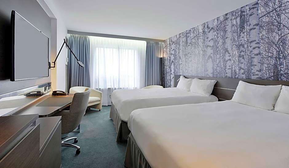 DoubleTree by Hilton Ottawa Downtown