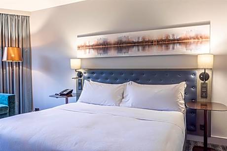 King Room with Sofa Bed