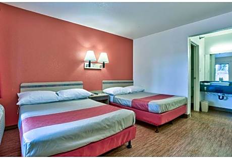 2 Queen Beds | Kitchen