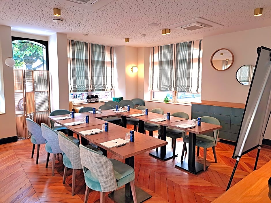 MADISON Saint Jean de Luz - Handwritten Collection