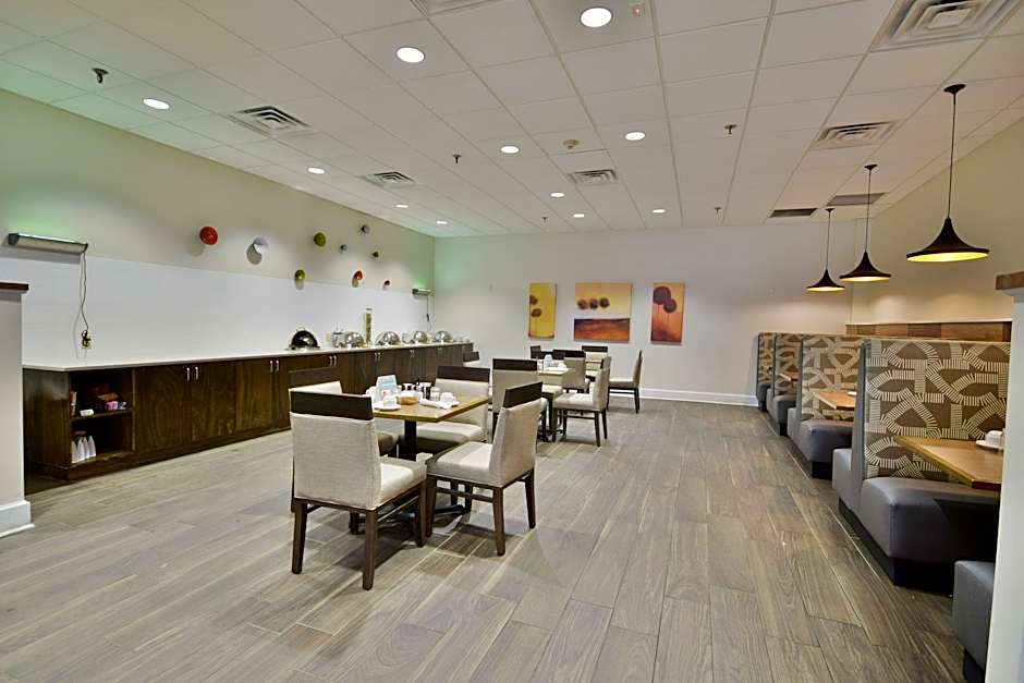 Holiday Inn Memphis Downtown Beale St. By IHG