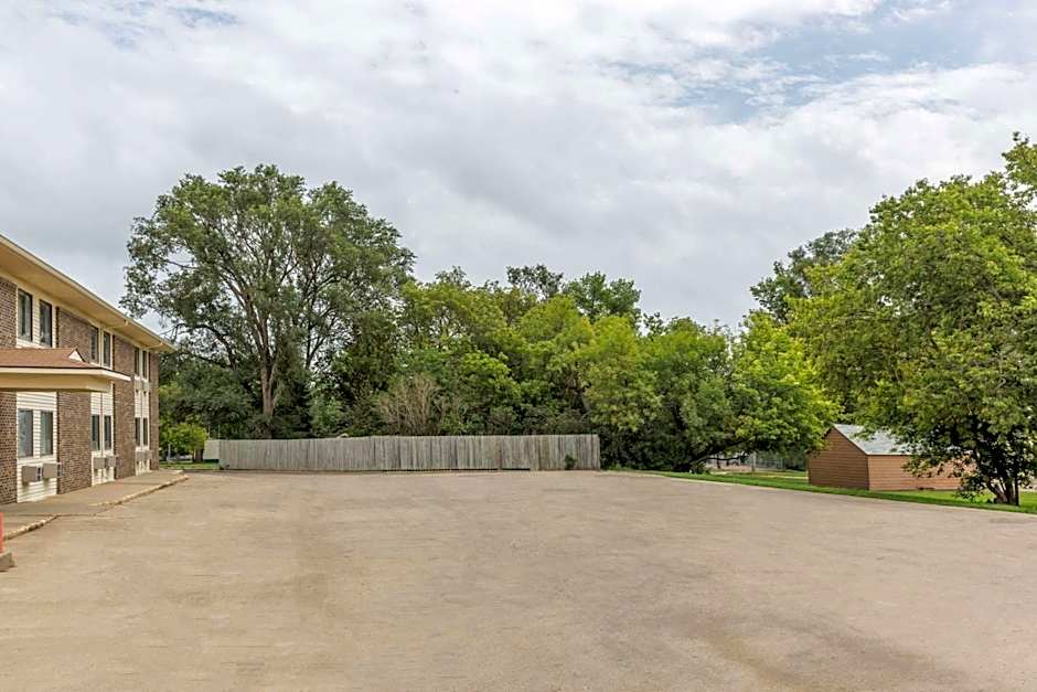 Super 8 by Wyndham Madison