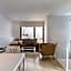 Elvira Suites