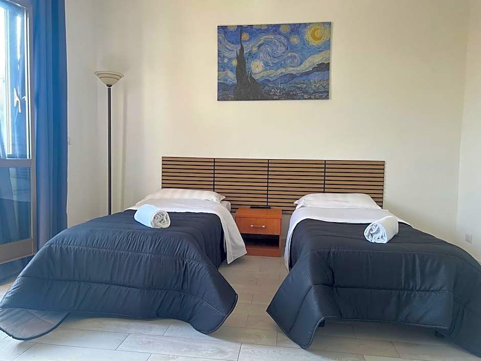 Freedom Traveller Hostel