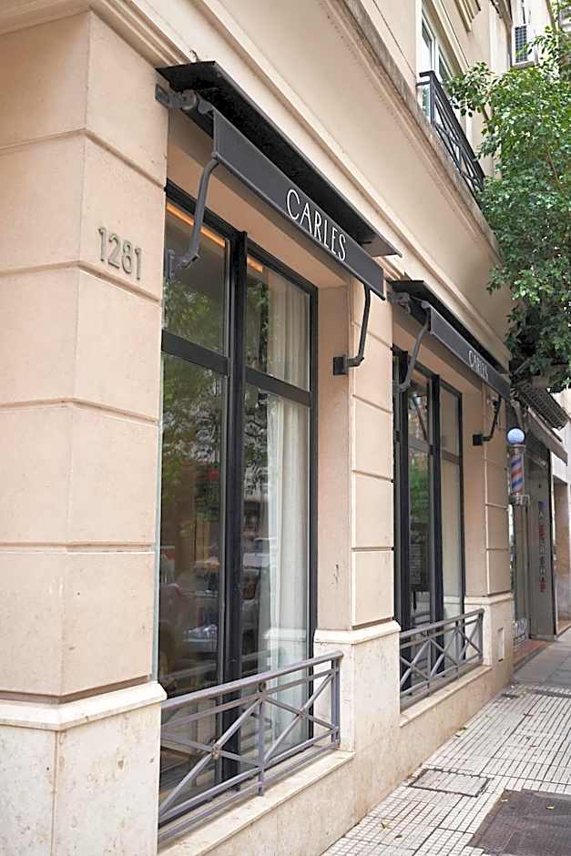 Carles Hotel