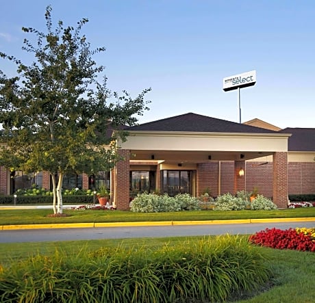 Sonesta Select Milwaukee Brookfield