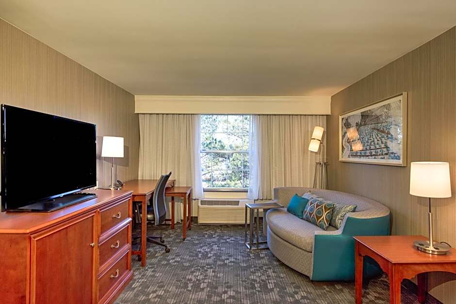 Courtyard by Marriott Chapel Hill