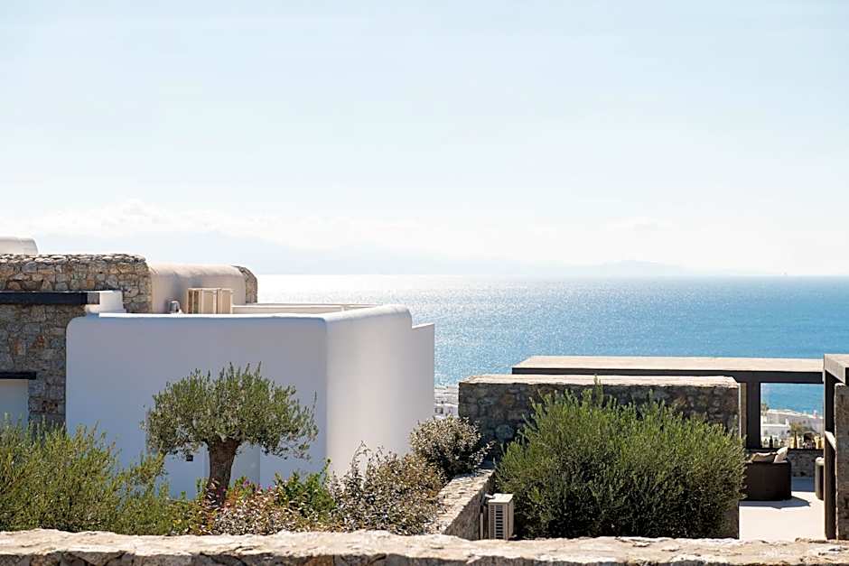 Ezio Bo Luxury Living