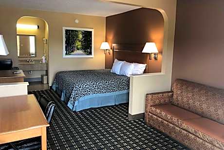 1 King Bed Suite Non-Smoking