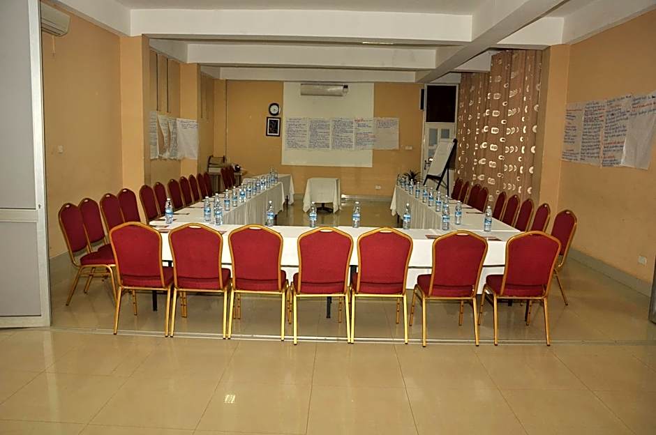 Eureka Place Hotel Kampala