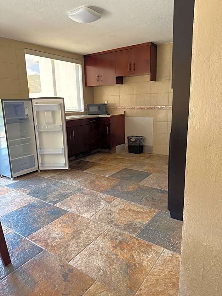 Hotel Suites Don Miguel