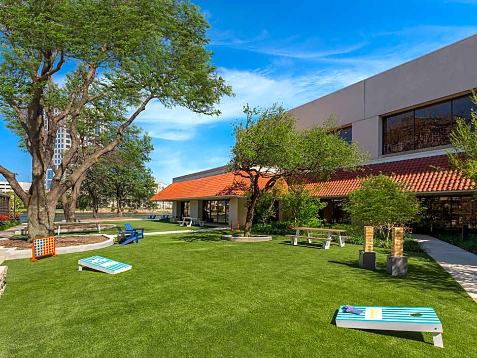 Omni Las Colinas Hotel