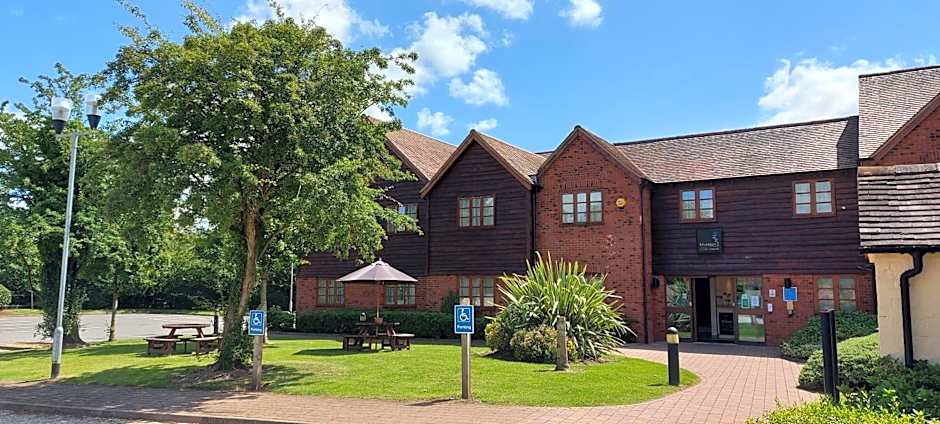 Meadow Farm Redditch by Marstons Inns