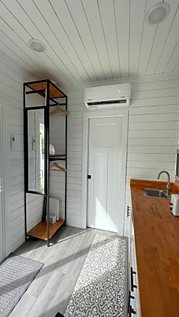 Repurpose Room - Shipping Container