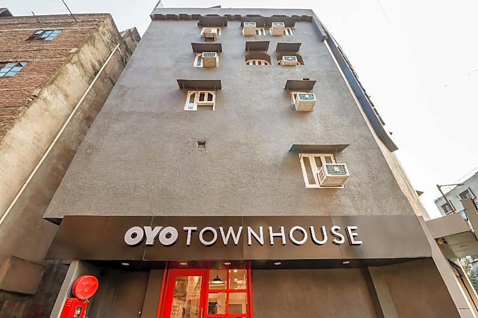 Hotel Woodlands – Nagpur, OH