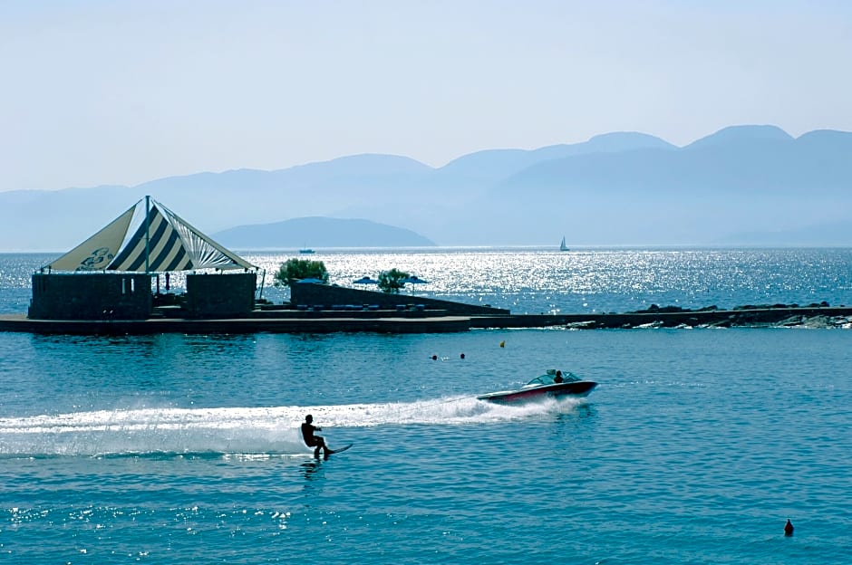 Elounda Beach Hotel & Villas, a Member of the Leading Hotels of the Wo