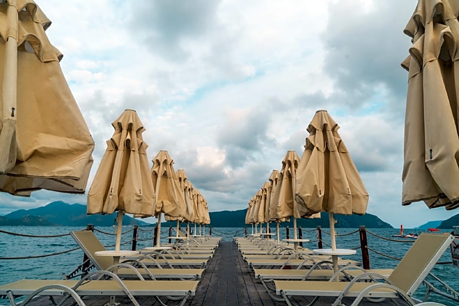 Emre Hotel  And Emre Beach Hotel