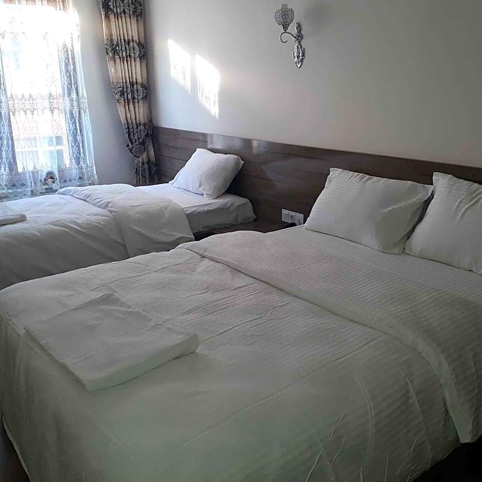 Toprak Hotel