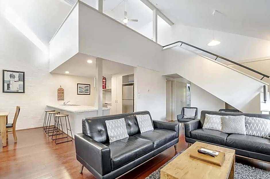 Mariner Bay Apartments