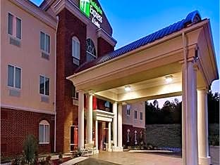 Holiday Inn Express & Suites Malvern, an IHG Hotel