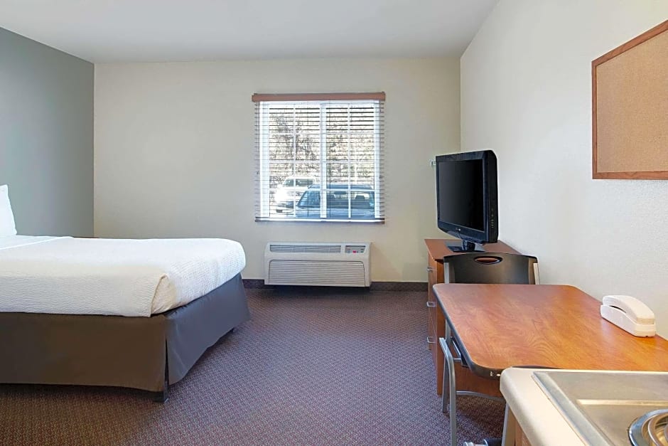 WoodSpring Suites Baton Rouge East I-12
