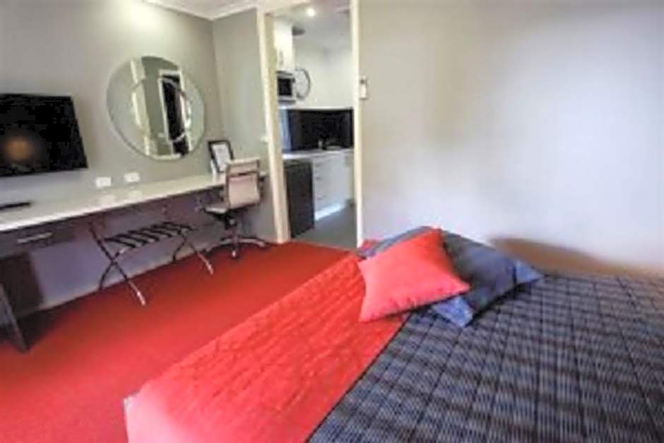 Cattlemans Country Motor Inn & Serviced Apartments