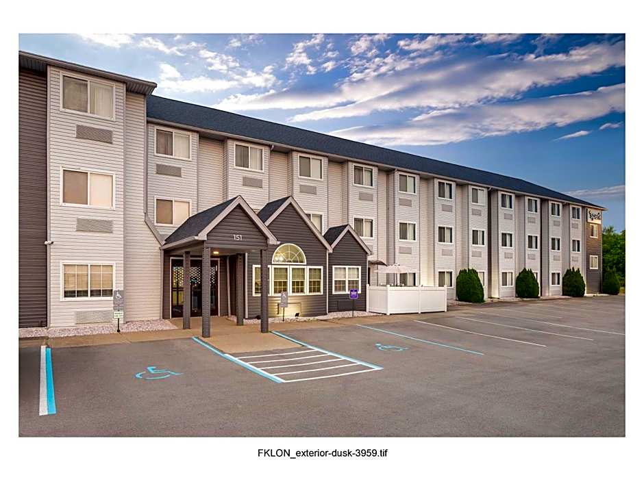 Spark by Hilton Clarion