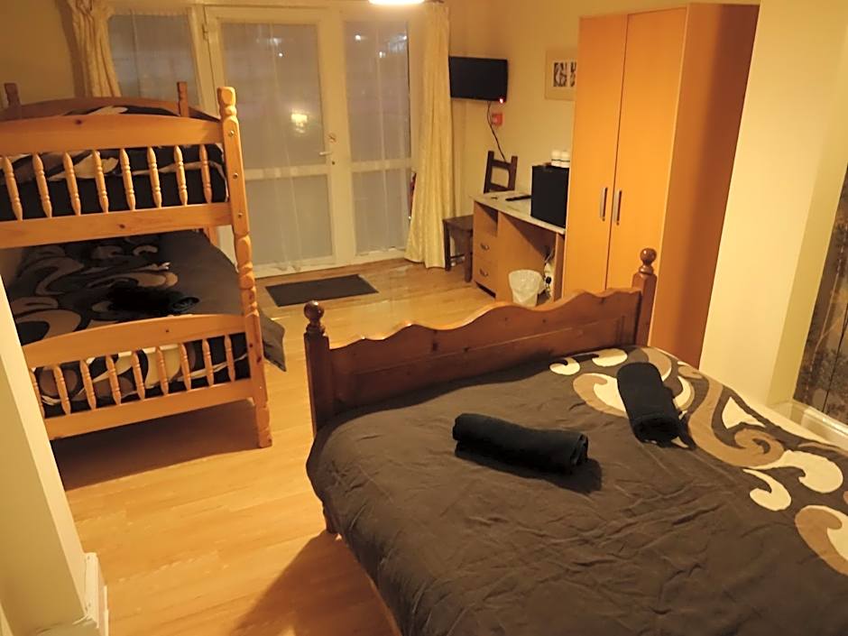 Travellers Rest Motel