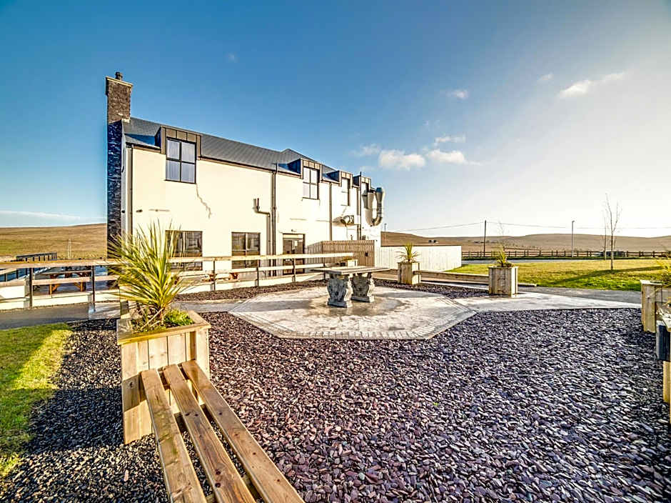 Standing Stones Lodge