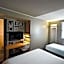 ibis Paris Canal Saint Martin