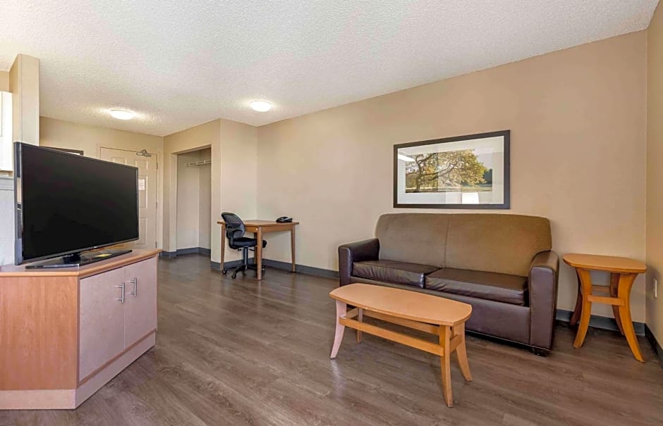 Extended Stay America Select Suites - Denver - Tech Center South