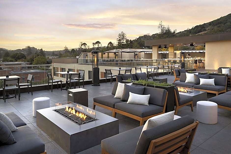 AC Hotel San Rafael Downtown