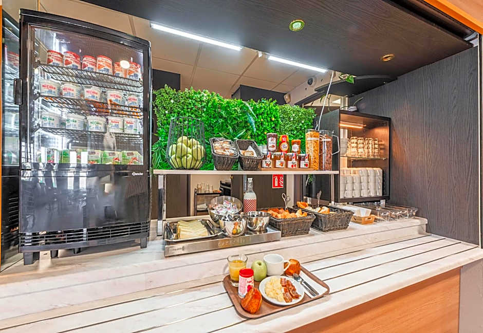 B&B HOTEL Strasbourg Aeroport