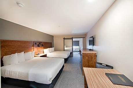 Executive Triple Room