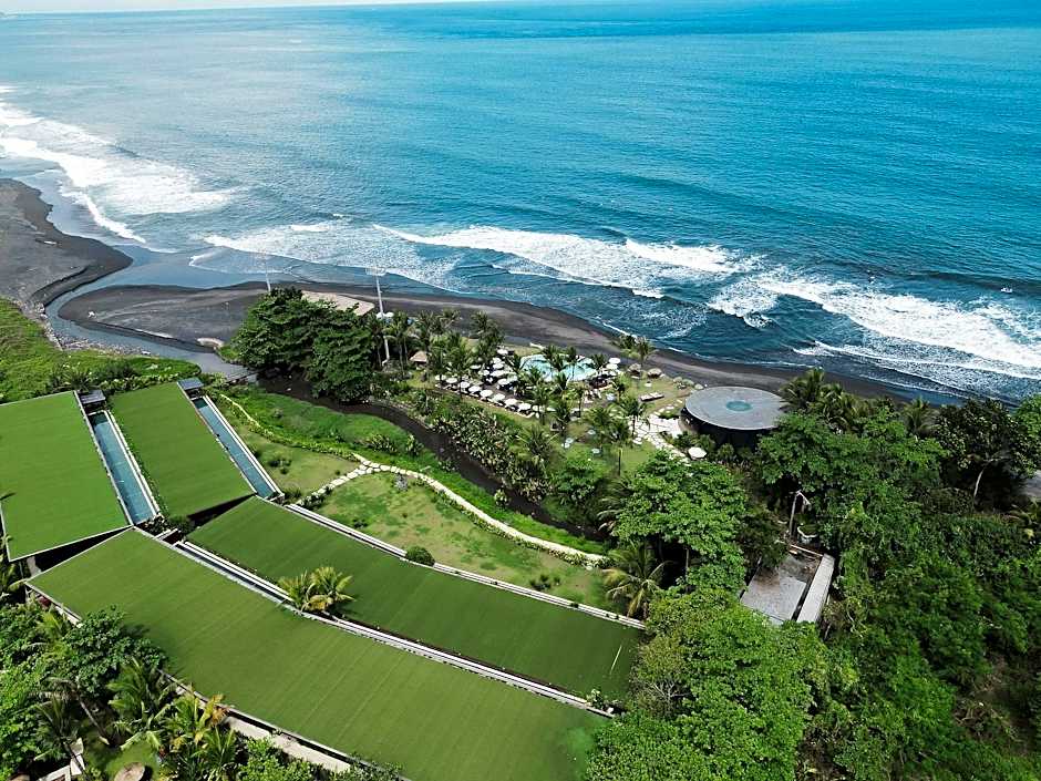 Photo 1 of 50 of Hotel Komune and Beach Club Bali
