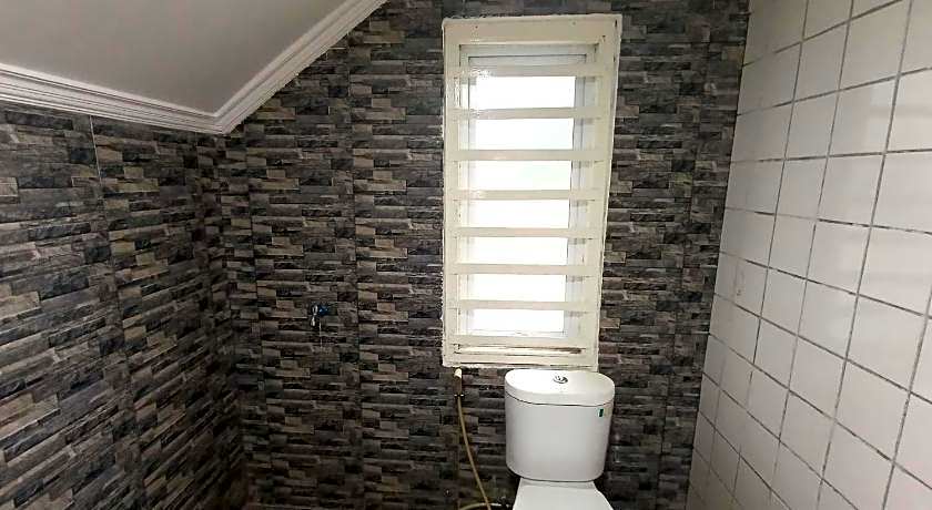 Mamifokobo Guest House